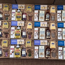Load image into Gallery viewer, DeZign Your Own Hamper