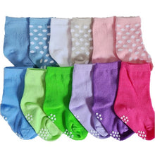 Load image into Gallery viewer, Baby Socks - 3 pairs